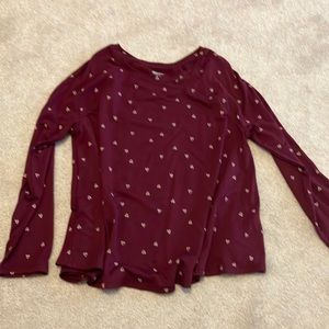 old navy tee soft like new perfect for Valentine’s Day